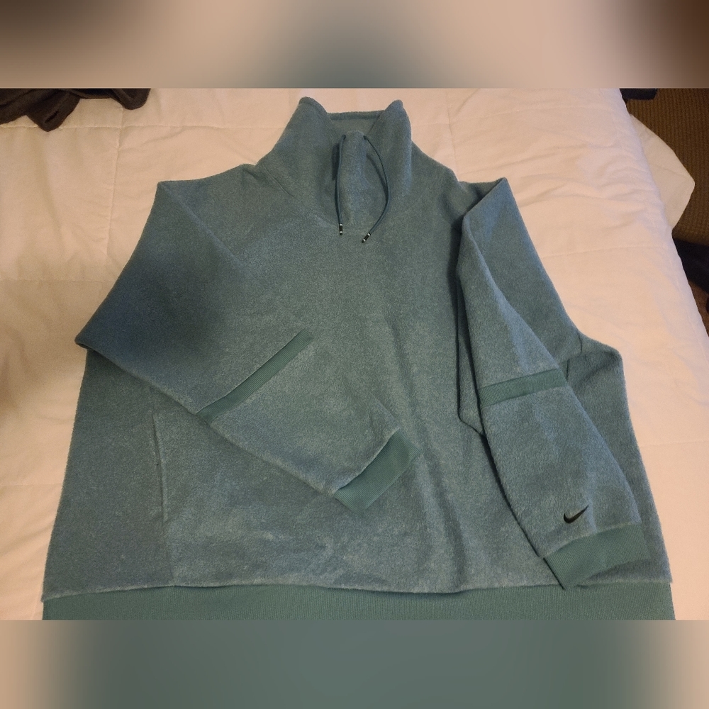 Nike Plus Fleece Pull Over - Picture 6 of 9